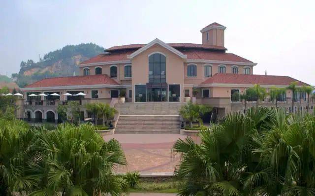 浓妆淡抹总相宜，福州唯一的27洞球场！